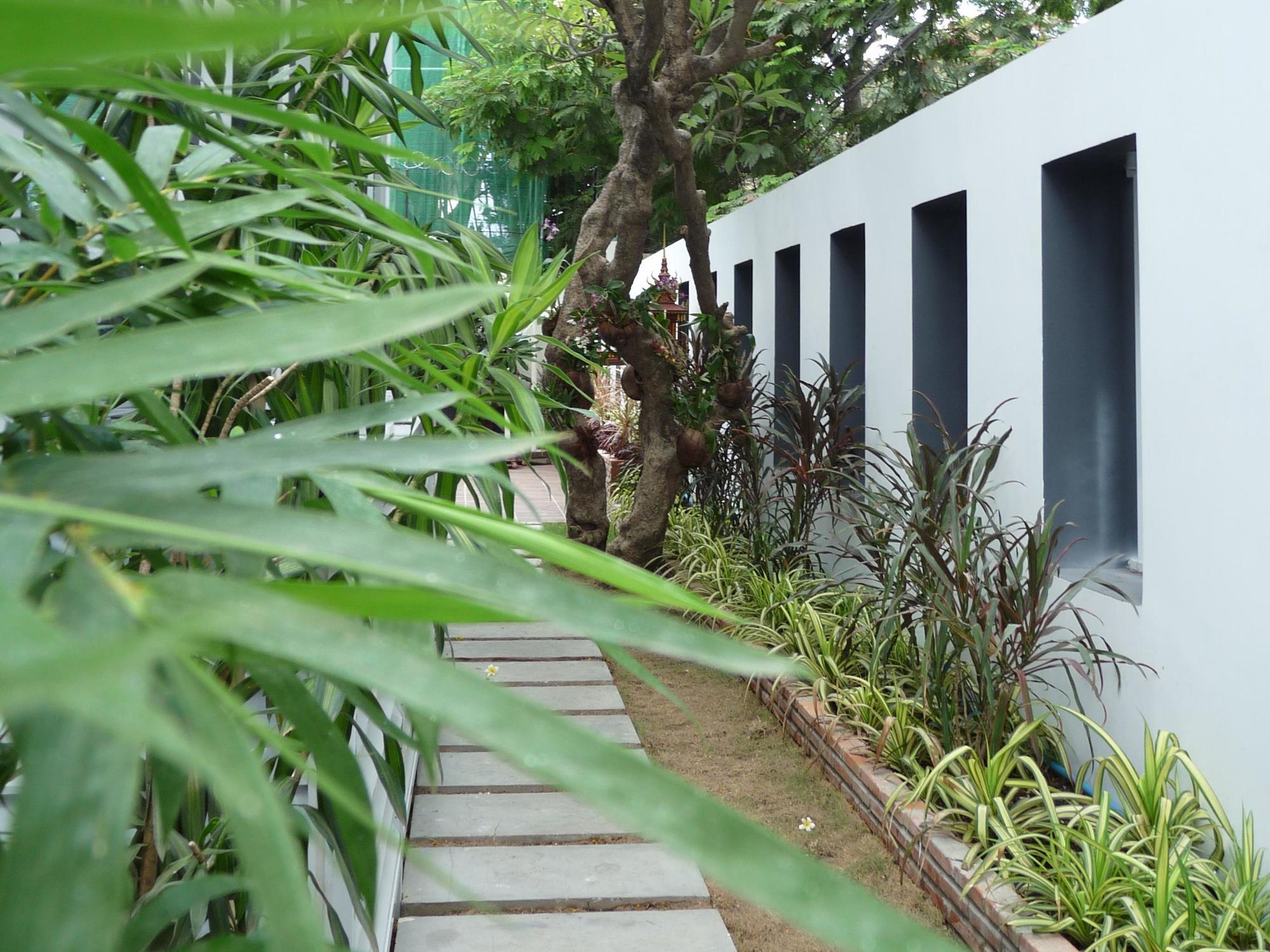 The Blue Corner Boutique Hotel بنوم بنه المظهر الخارجي الصورة