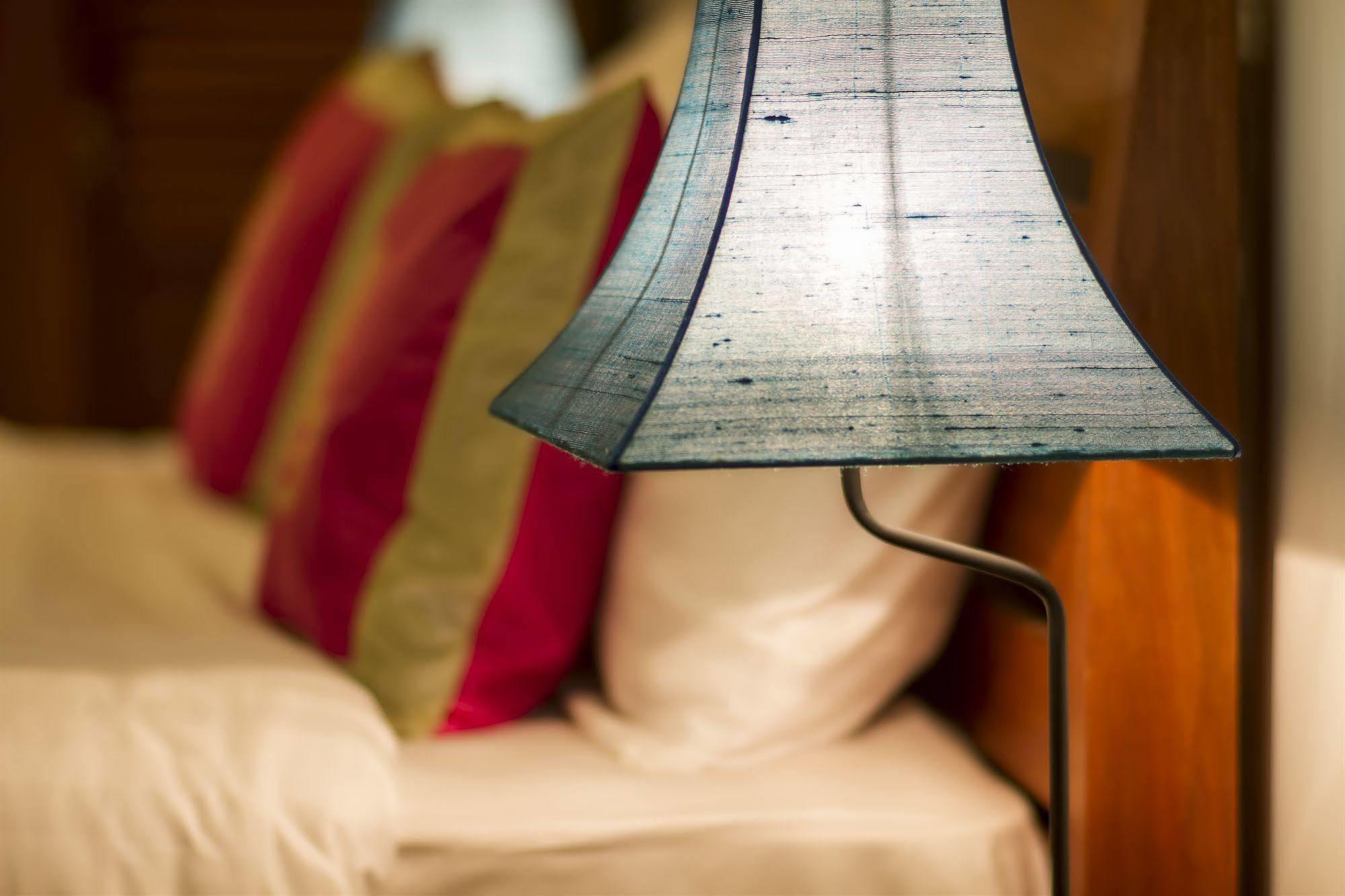 The Blue Corner Boutique Hotel بنوم بنه المظهر الخارجي الصورة